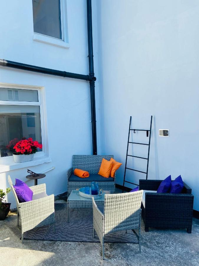 Funky Cozy Cottage With Outside Space Eastbourne Exterior photo
